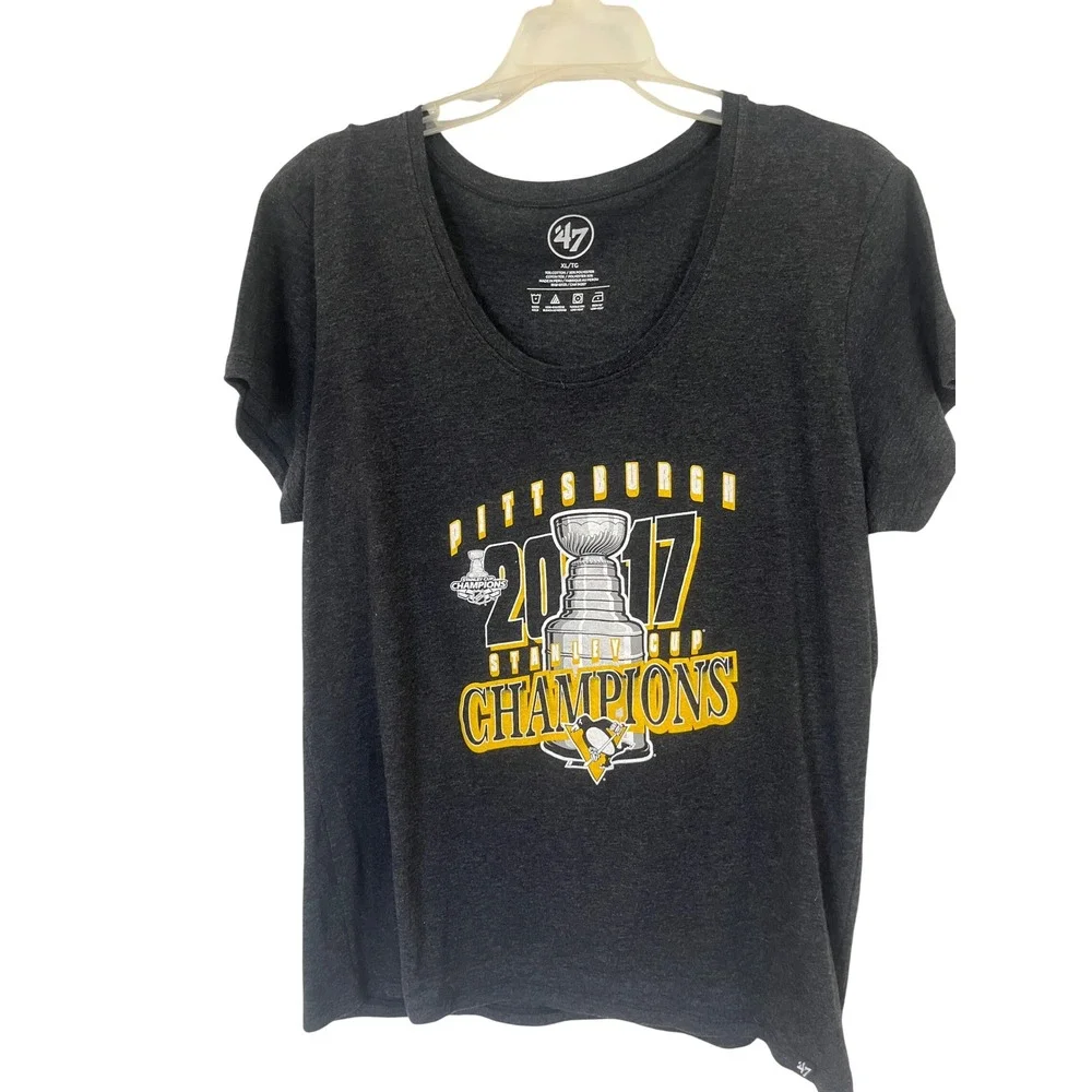 Pittsburgh Penguins 2017 Stanley Cup Champions Tee‎ Charcoal Gray Womens XL